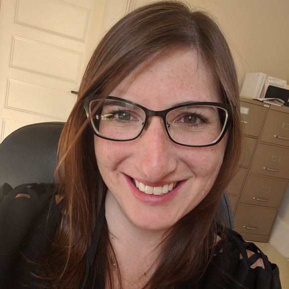 Meet the Posher Other - Meet your Posher, Nicole